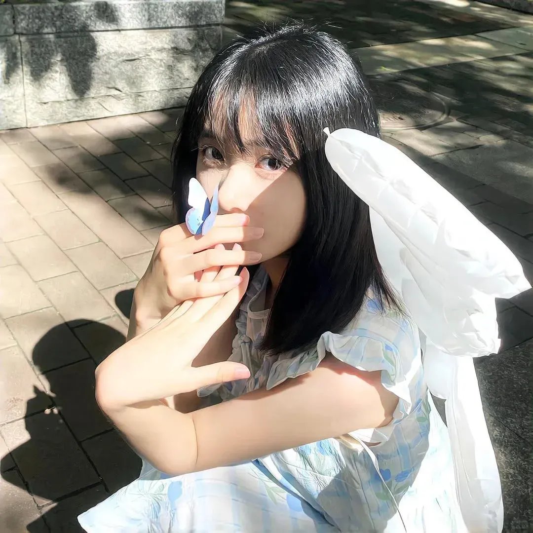 黎明时分的年轻人们